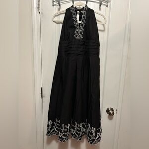 Dressbarn women’s 14W fit and flare halter dress black white embroidered flowers